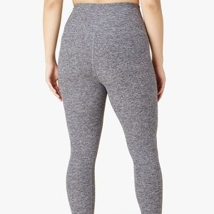 Beyond yoga Spacedye capri leggings